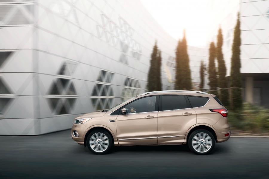  Ford Vignale Kuga 2016 года  (фото 22 из 38)